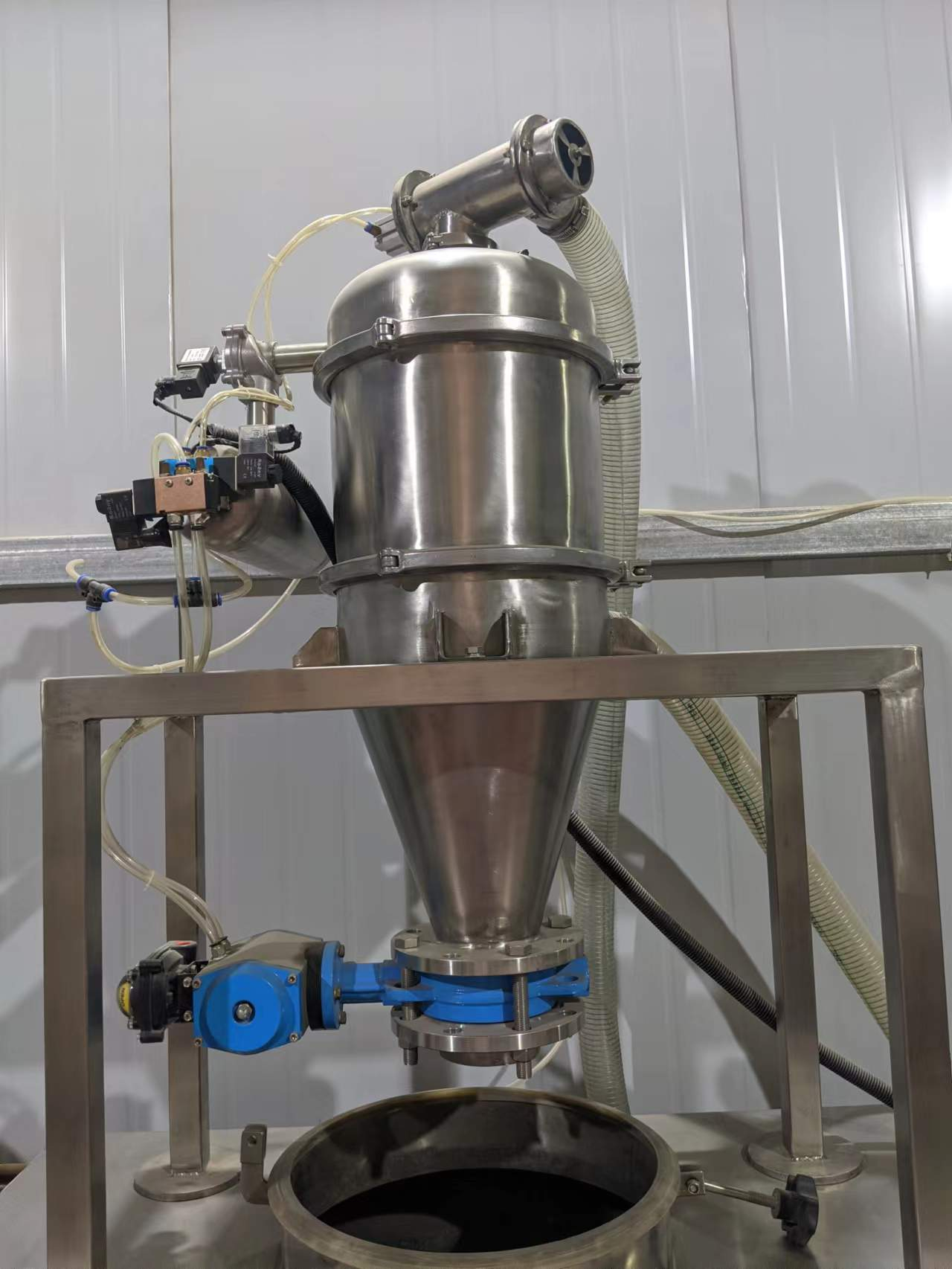 真空上料系統的安裝需要注意哪些部件的松緊